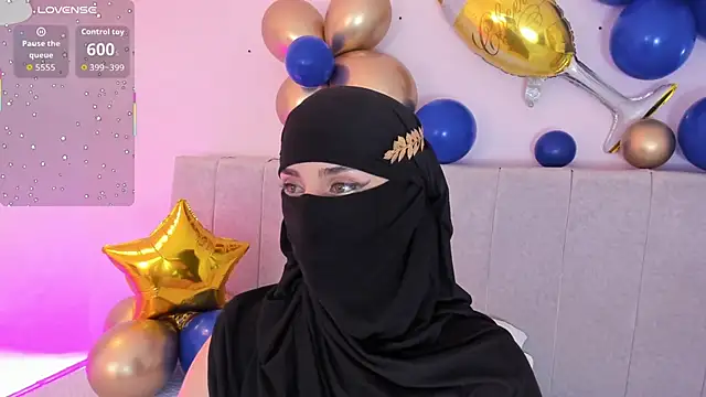 Snapshot of rawiya chatting on 30, 9, 2025 rawiya online show from 30, 9, 2025