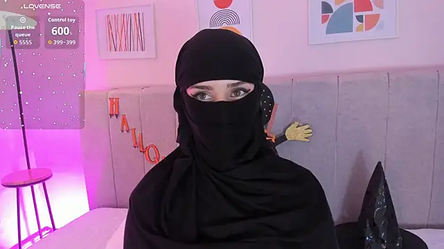 Snapshot of rawiya chatting on 31, 10, 2025 rawiya online show from 31, 10, 2025