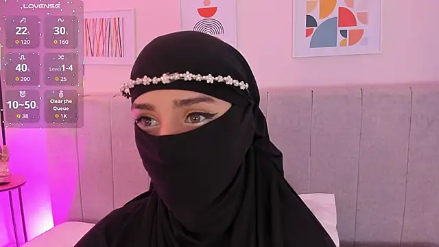 Snapshot of rawiya chatting on 21, 11, 2025 rawiya online show from 21, 11, 2025