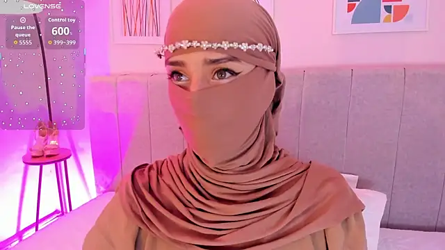 Snapshot of rawiya chatting on 24, 11, 2025 rawiya online show from 24, 11, 2025