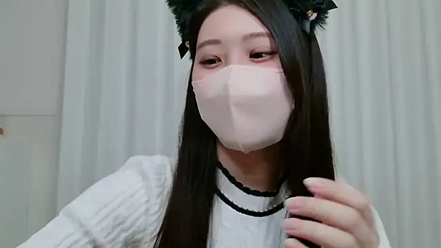 Snapshot of yuki_room chatting on 24, 9, 2025 yuki room online show from 24, 9, 2025