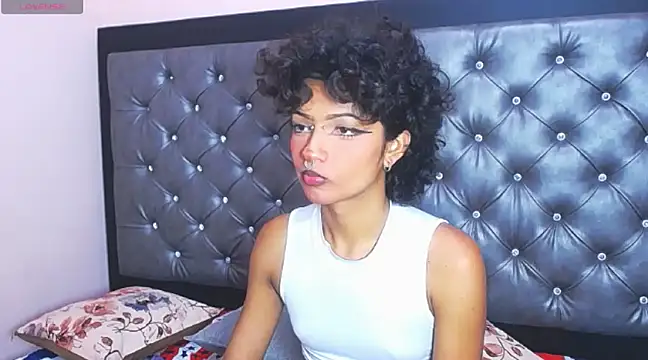 Snapshot of ToshiaKimich chatting on 16, 1, 2025 ToshiaKimich online show from 16, 1, 2025