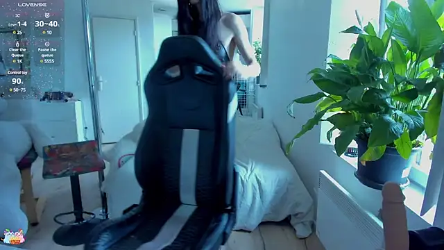 Snapshot of CeriseLapine chatting on 22, 3, 2025 CeriseLapine online show from 22, 3, 2025