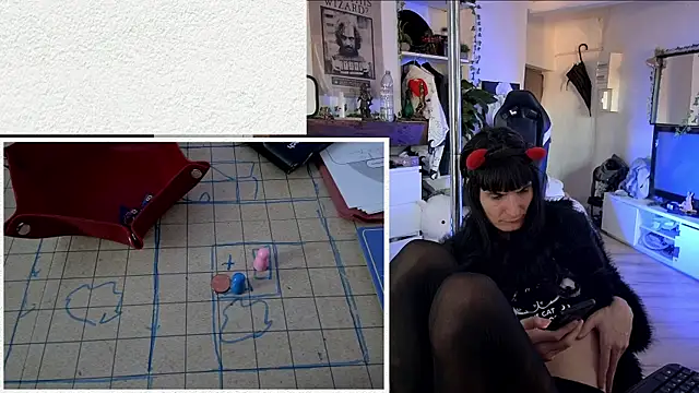 Snapshot of CeriseLapine chatting on 5, 11, 2025 CeriseLapine online show from 5, 11, 2025