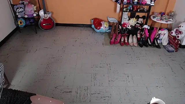 MissMiia2 online show from 17, 1, 2025