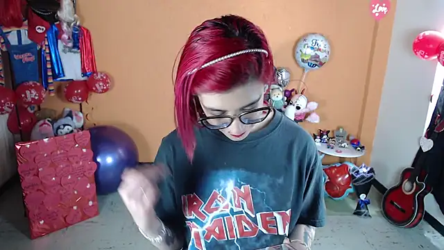 MissMiia2 online show from 13, 3, 2025