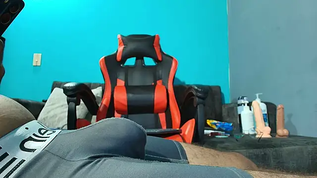 skinny and boyfriend online show from 15, 12, 2025