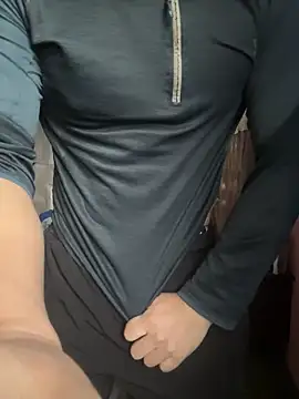 Snapshot of alburt_1996 chatting on 15, 3, 2025 alburt 1996 online show from 15, 3, 2025