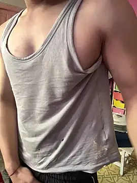 Snapshot of alburt_1996 chatting on 6, 1, 2026 alburt 1996 online show from 6, 1, 2026