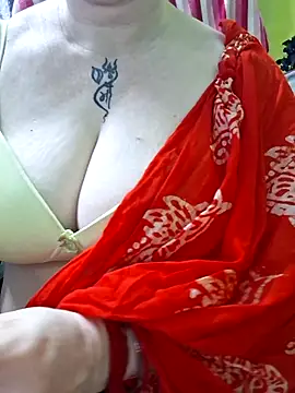 Snapshot of Raja_Ranii chatting on 25, 6, 2026 Raja Ranii online show from 25, 6, 2026