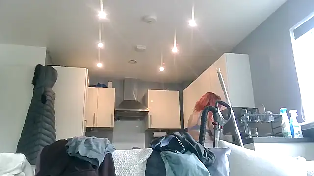 Snapshot of DynamicDuo_oxo chatting on 12, 2, 2025 DynamicDuo oxo online show from 12, 2, 2025