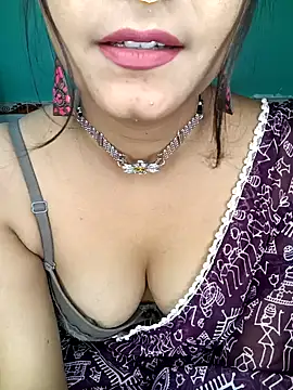 Diamond queeen online show from 18, 12, 2024