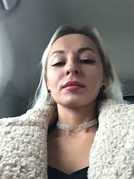 Snapshot of Diamond_Bunny_ chatting on 14, 12, 2024 Diamond Bunny online show from 14, 12, 2024