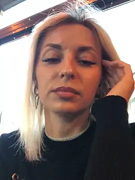 Snapshot of Diamond_Bunny_ chatting on 14, 2, 2025 Diamond Bunny online show from 14, 2, 2025