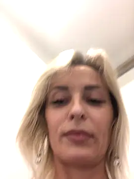 Snapshot of Diamond_Bunny_ chatting on 13, 9, 2025 Diamond Bunny online show from 13, 9, 2025