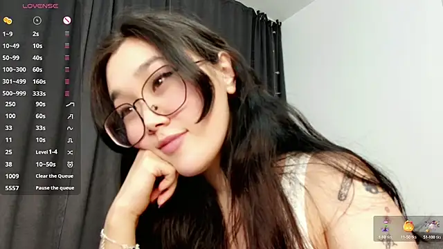 Jennatyan online show from 4, 1, 2025