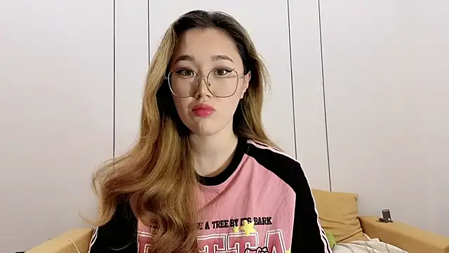 Jennatyan online show from 12, 1, 2026