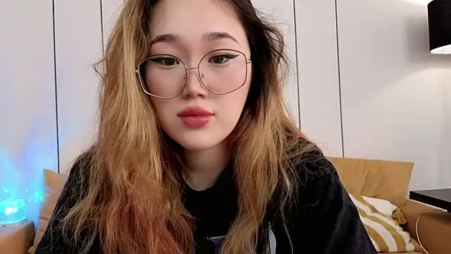 Jennatyan online show from 28, 2, 2026