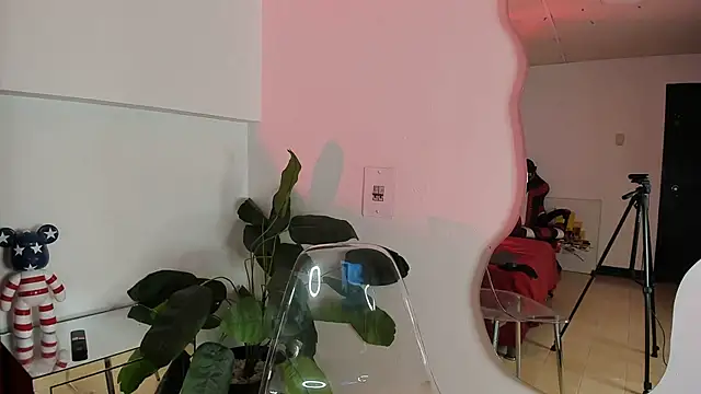 Milanxht online show from 21, 10, 2025