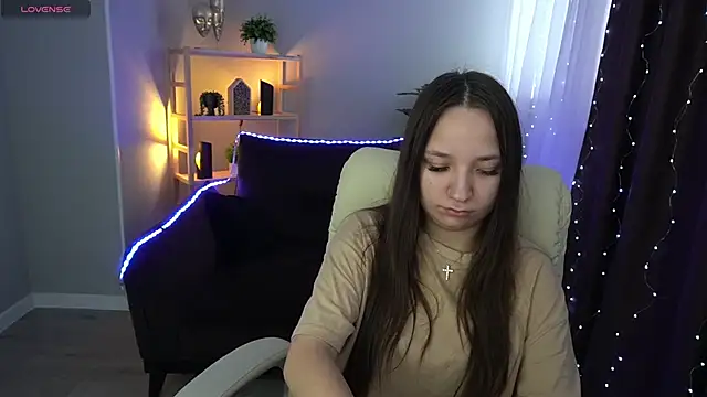 Snapshot of ElysLunar chatting on 9, 1, 2025 ElysLunar online show from 9, 1, 2025