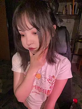 Snapshot of lalallalalaa- chatting on 19, 2, 2026 lalallalalaa- online show from 19, 2, 2026