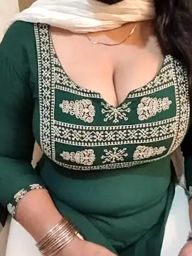 Snapshot of Anamika_Kapoor chatting on 20, 9, 2025 Anamika Kapoor online show from 20, 9, 2025