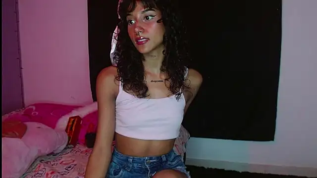 Snapshot of Chelsea__2 chatting on 19, 12, 2024 Chelsea 2 online show from 19, 12, 2024