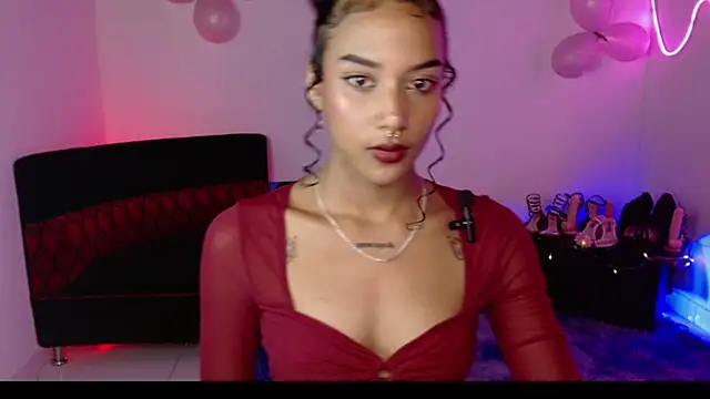 Snapshot of Chelsea__2 chatting on 11, 11, 2025 Chelsea 2 online show from 11, 11, 2025