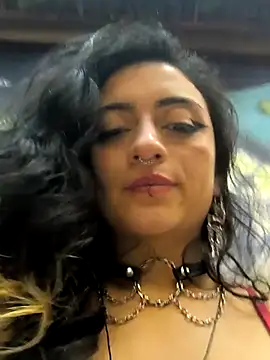 Lila Desiree online show from 10, 3, 2025