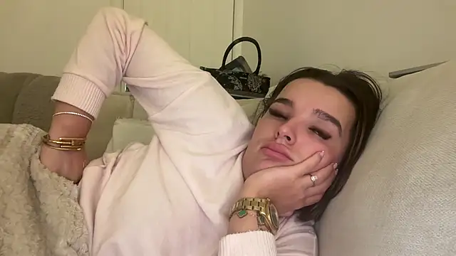 maisiesmithx online show from 27, 1, 2025