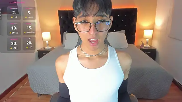 Dark hairy  online show from 28, 1, 2025