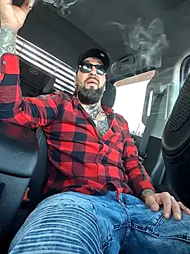 Beardedtattood online show from 8, 11, 2025