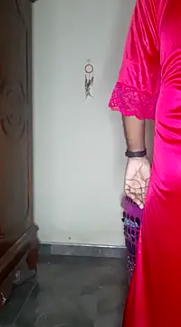 SuranSexy33 online show from 25, 2, 2025