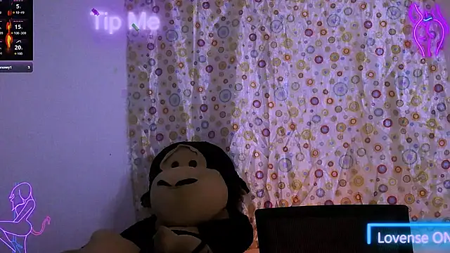 Lobaveterana sex online show from 11, 4, 2026