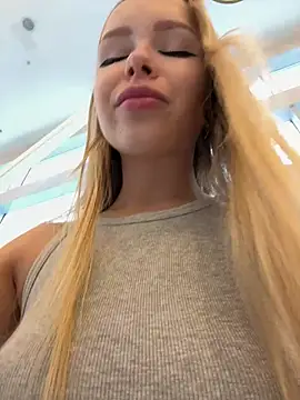 Snapshot of mur_girl chatting on 19, 12, 2024 mur girl online show from 19, 12, 2024
