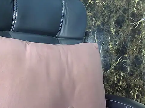 Snapshot of MAAYRA_09 chatting on 14, 2, 2025 MAAYRA 09 online show from 14, 2, 2025