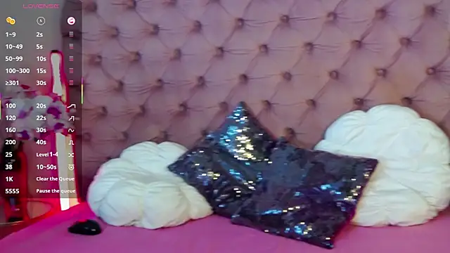 Snapshot of Erikka__ chatting on 24, 9, 2025 Erikka online show from 24, 9, 2025