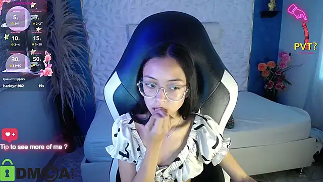 Snapshot of NathaliaSweet_11 chatting on 10, 2, 2025 NathaliaSweet 11 online show from 10, 2, 2025