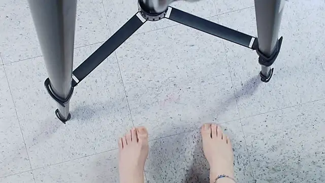 Aylen darkmoor online show from 17, 12, 2025