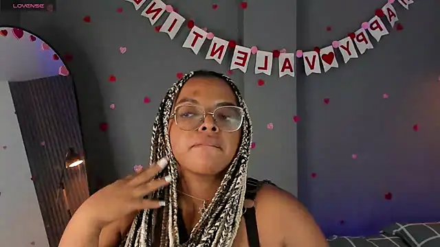 conielaurenth online show from 13, 2, 2025