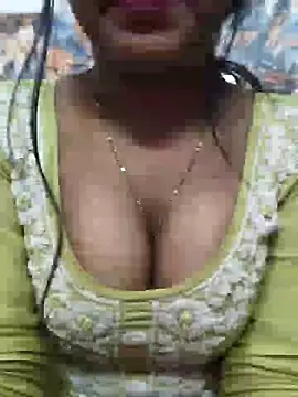 Snapshot of Sania-Love chatting on 3, 3, 2025 Sania-Love online show from 3, 3, 2025