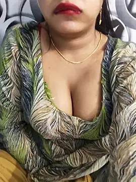 Snapshot of Sania-Love chatting on 12, 10, 2025 Sania-Love online show from 12, 10, 2025