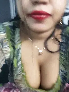 Snapshot of Sania-Love chatting on 14, 11, 2025 Sania-Love online show from 14, 11, 2025