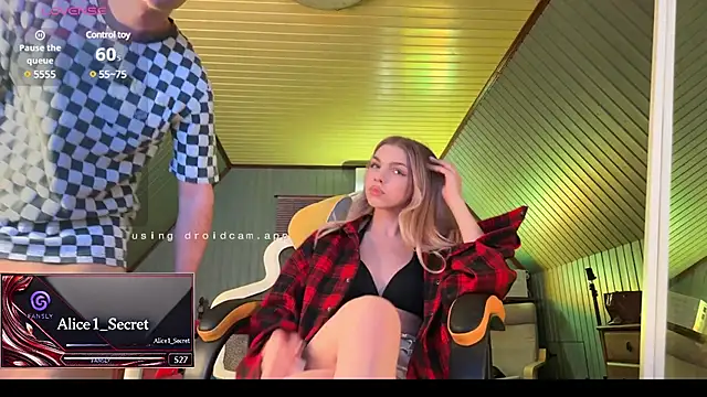 Snapshot of Alice1_secret chatting on 4, 2, 2025 Alice1 secret online show from 4, 2, 2025