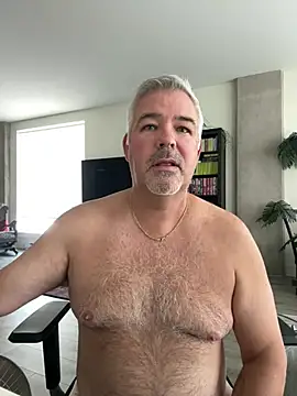 Snapshot of aarosteev2 chatting on 13, 3, 2025 aarosteev2 online show from 13, 3, 2025