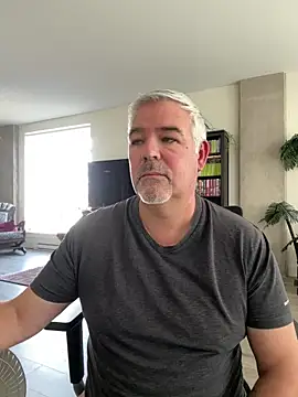 Snapshot of aarosteev2 chatting on 20, 3, 2025 aarosteev2 online show from 20, 3, 2025