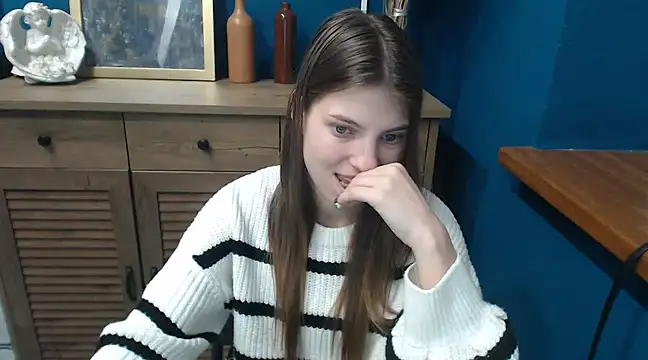 Snapshot of felicity_gold chatting on 24, 12, 2024 felicity gold online show from 24, 12, 2024