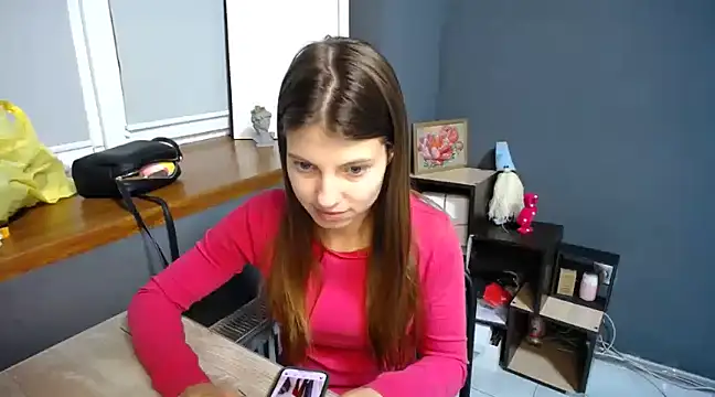 Snapshot of felicity_gold chatting on 4, 2, 2025 felicity gold online show from 4, 2, 2025