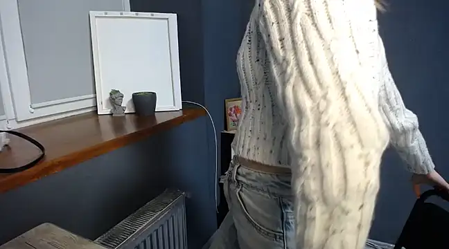 Snapshot of felicity_gold chatting on 11, 2, 2025 felicity gold online show from 11, 2, 2025