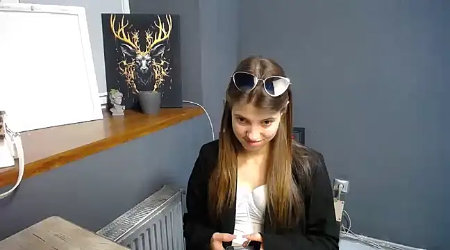 Snapshot of felicity_gold chatting on 10, 3, 2025 felicity gold online show from 10, 3, 2025